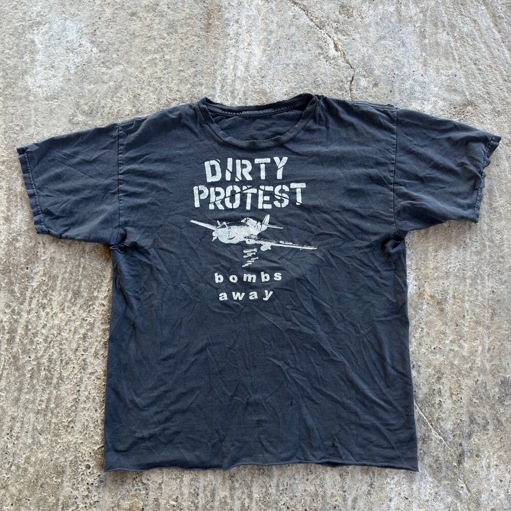 Vintage Dirty Protest Bombs Away Shirt IRA Ireland Political Graphic Tee Large